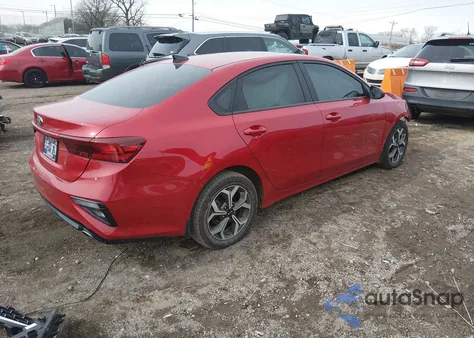 2021 Kia Forte Lxs z USA, uszkodzony, nr VIN 3KPF24AD9ME358868